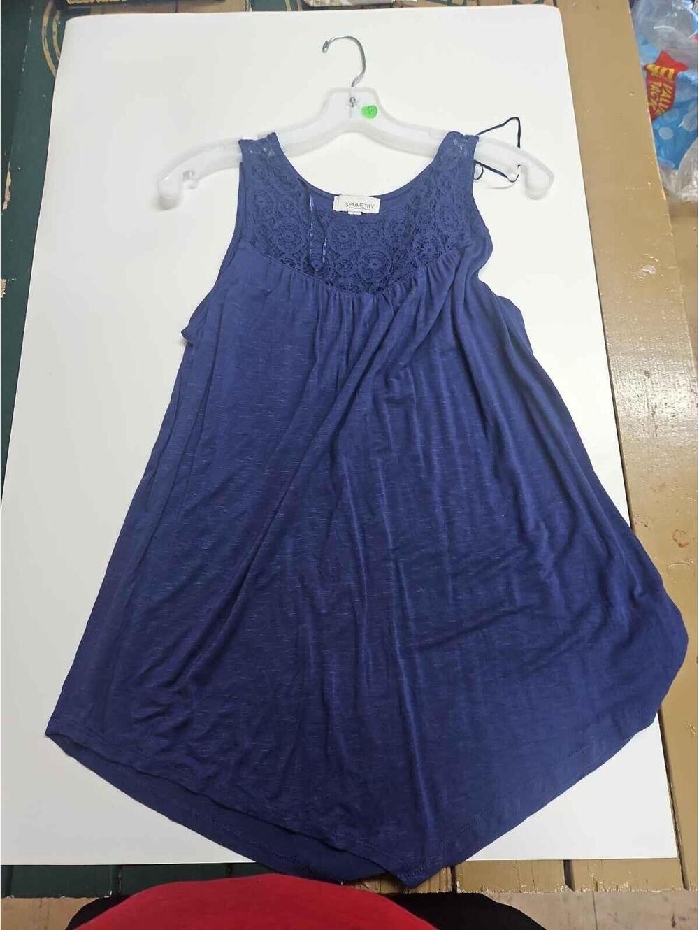 Symmetry Women's Navy Crochet Lace Tank L